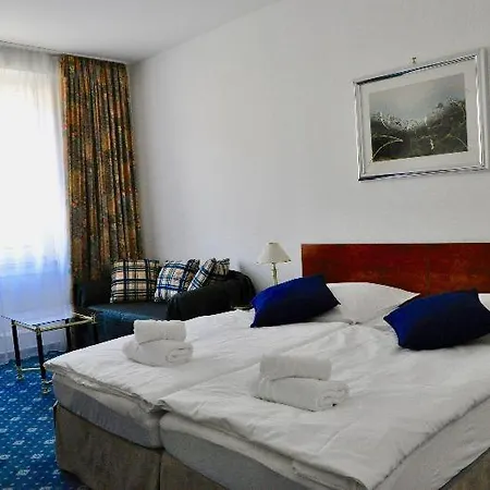 Ring 3* Wiesbaden